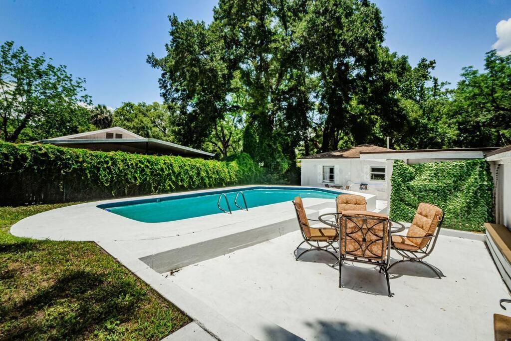 Beautiful Pool House In Old Seminole Heights! Villa แทมปา ภายนอก รูปภาพ