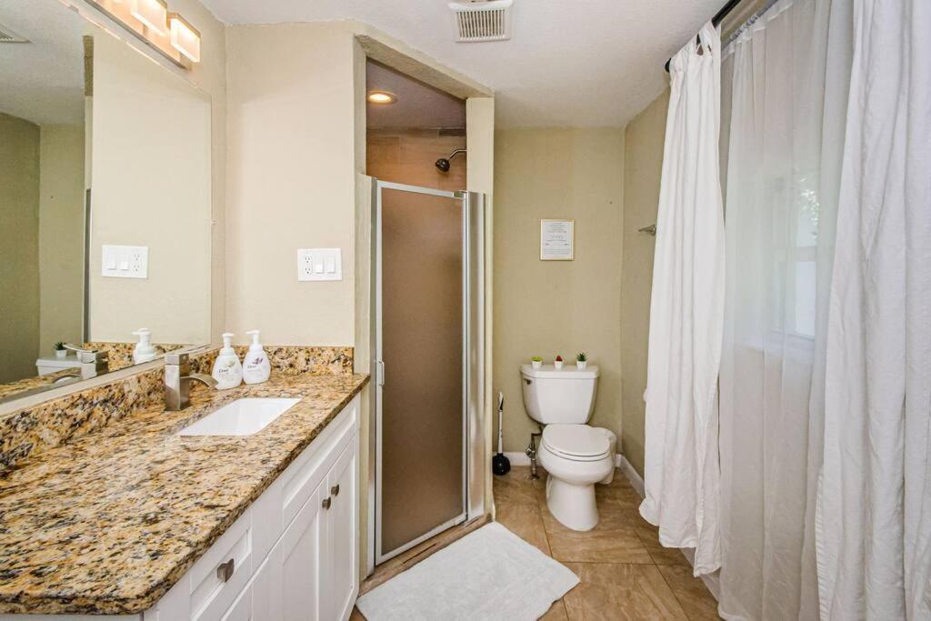 Beautiful Pool House In Old Seminole Heights! Villa แทมปา ภายนอก รูปภาพ