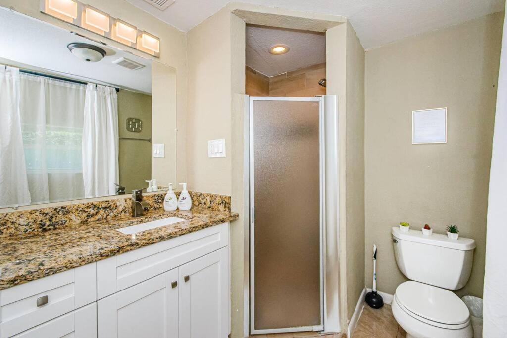 Beautiful Pool House In Old Seminole Heights! Villa แทมปา ภายนอก รูปภาพ