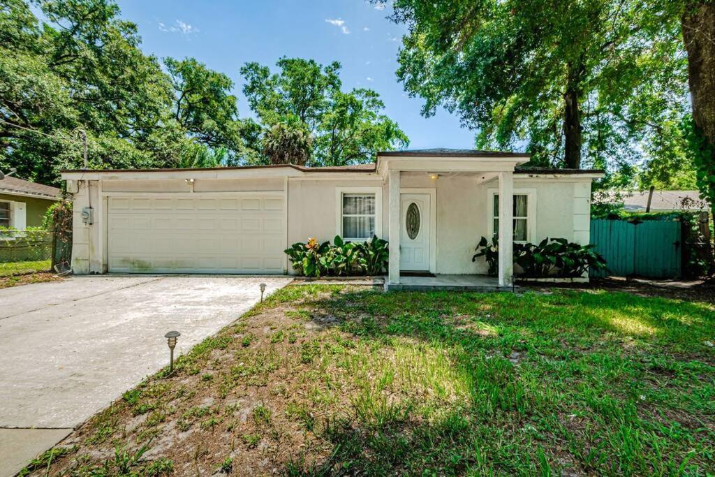 Beautiful Pool House In Old Seminole Heights! Villa แทมปา ภายนอก รูปภาพ